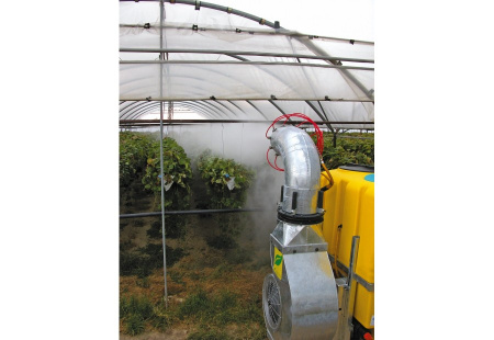 Навесной опрыскиватель с пушкой CAFFINI мод. Turbine “P”